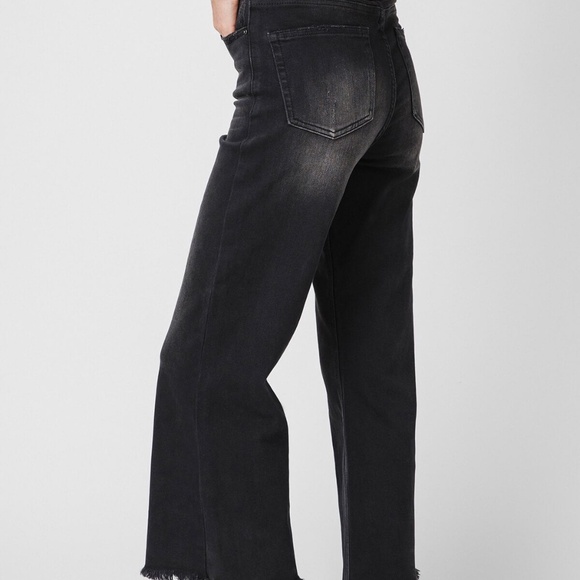 Social Threads Risen Crop Washed Black Jeans Size 3232 / Washed Black - Picture 3 of 6